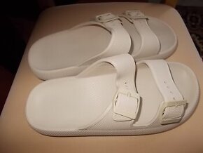 Nazouváky béžové č.41