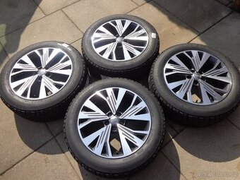 Audi Q4 E-Tron new zimna sada kol 235/55R19