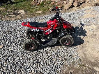 Dětská čtyřkolka