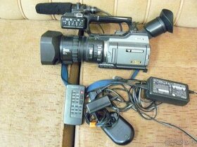 Videokamera Sony DSR PD 170P- panoramaticka optika