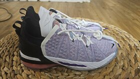 Basketbalové boty Nike Lebron 18