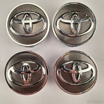 Středové krytky kol Toyota