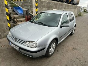 Volkswagen Golf  IV 55kw 1.4i 2001 - 1