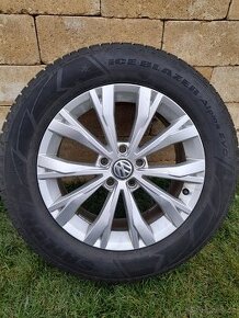 Rok stará Alu kola 5x112 R17 z VW Tiguan