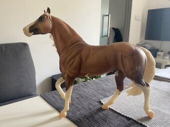 Breyer model - Big Chex to Cash