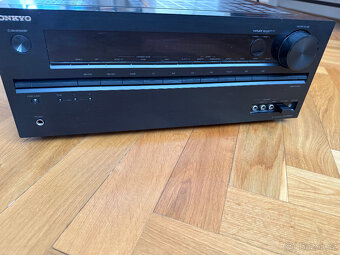 ONKYO TX-NR525 černý