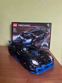 LEGO® Technic 42176 - Porsche GT4 e-Performance