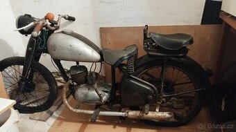 ČZ 125 T