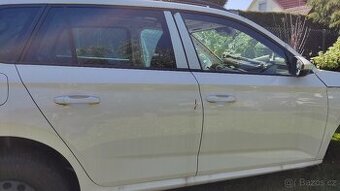 Díly ŠKODA Kamiq, zánovní - 1,5 tsi barva F9E Kendy