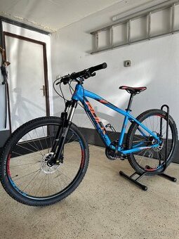 Jízdní kolo rock machine M 27.5