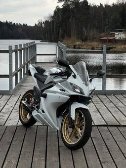 Yamaha yzf r125