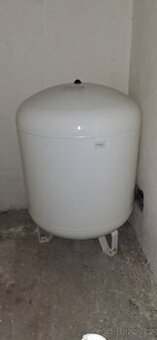Expanzní tlaková nádoba COSMO MAG 400l - 1