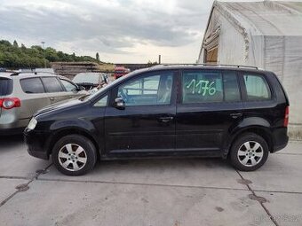 VW Touran č. 1176