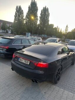 Audi - 1