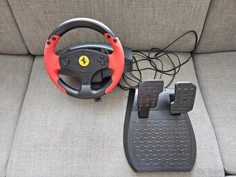 ThrustMaster Ferrari Volant k PC
