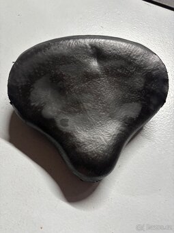 Tandemové sedlo Jawa pérák