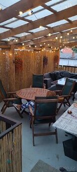 Zahradní set kvalitního nábytku skládací stůl se židlemi....