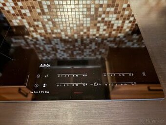 Indukční deska AEG