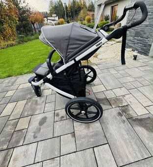 Thule Urban Glide 2 - KRASNÝ STAV