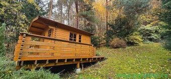 zahradní 2 chatky u lesa Jundrov Brno , zahrada 786 m2 , par - 1