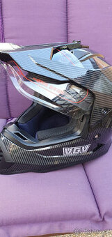 MOTOCYKLOVÁ HELMA VGV