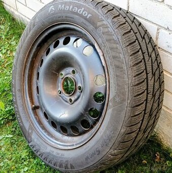 Pneu s disky a ventilky