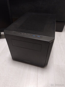 PC mini set Ryzen 3 2200G + ZDARMA Monitor LG