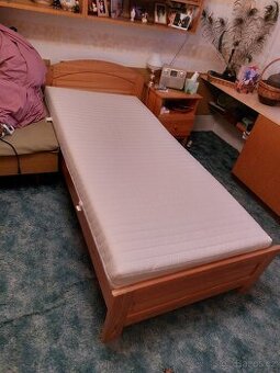 Postel masiv borovice, matrace a rošt - 1