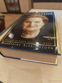 Prodám knihu s podpisem - 1