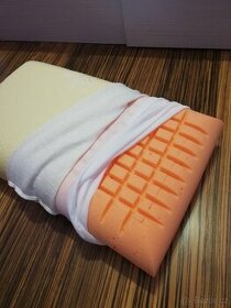 Polštář z paměťové pěny s vysokým podílem přírodních olejů