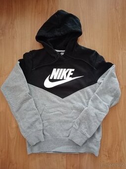 Mikina Nike