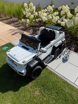 Elktrické atíčko Mecees-Benz G63 6x6 motor x45W 110kg