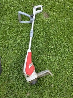 Elektrická strunová sekačka