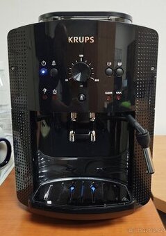 Automatický kávovar Krups EA81 Essential Roma