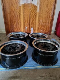 Eta Beta Lucy 9 r16 dvourozměr