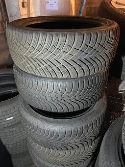 Sada pneu 2x Hankook, 2x Falken 215/45R17, 7mm