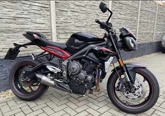 Triumph street triple 765 R (8tis KM)