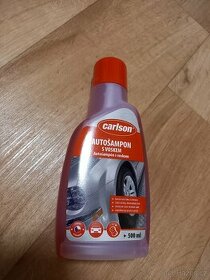 Autošampon s voskem