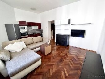 Pronájem bytu 2+kk, 48m2, Praha 2 - Vinohrady, ulice Máchova