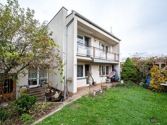 Prodej rodinného domu, 4+1, Stavbařů, Sezemice, ev.č. 00512