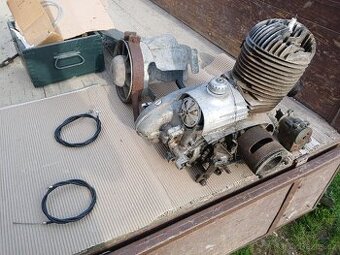 Motory jawa 175 a 250, domaděl traktůrek 1202