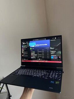 Herní notebook HP VICTUS