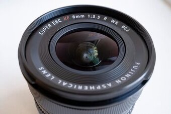 Fujifilm XF 8 mm f/3.5 R WR