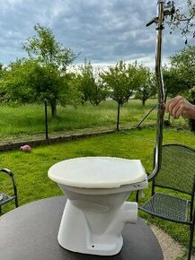 WC aqua splachovač a WC mísa+ prkénko,možno i jednotlivě - 1