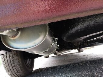 BMW E30, 1,6i