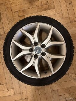 Hyundai 17” zimní kola Nexen 215/45 R17 – 5,5 mm vzorek