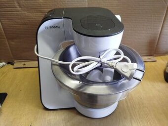 Kuchyňský robot Bosch Mum 52131