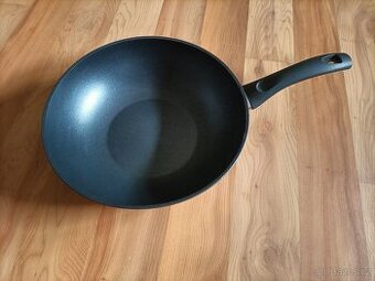 Pánev wok Ballarini - 1