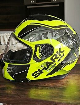Helma motorkářská Shark Spartan