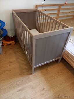 Dětská postýlka Ikea